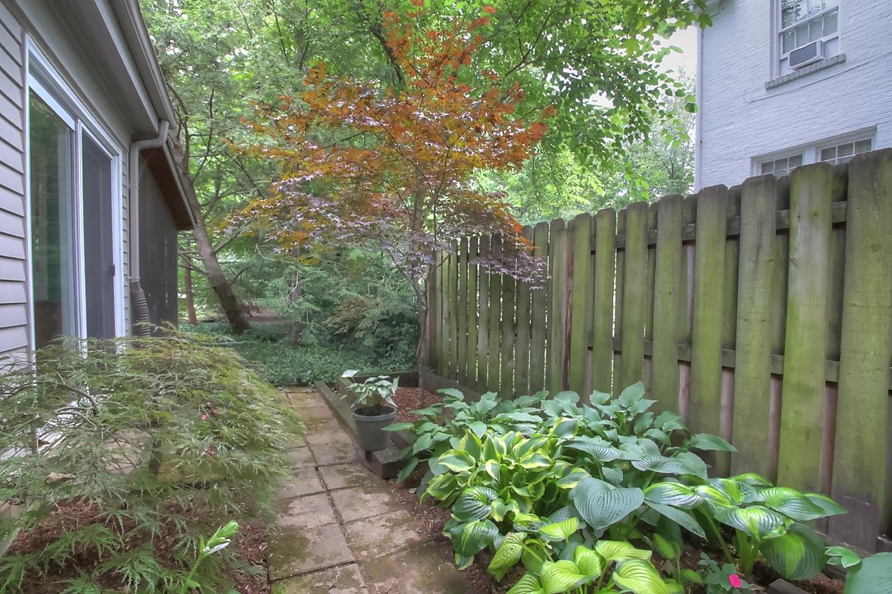 111 Tahoma Road Lexington, KY 40503 - Photo 19 of 45 40