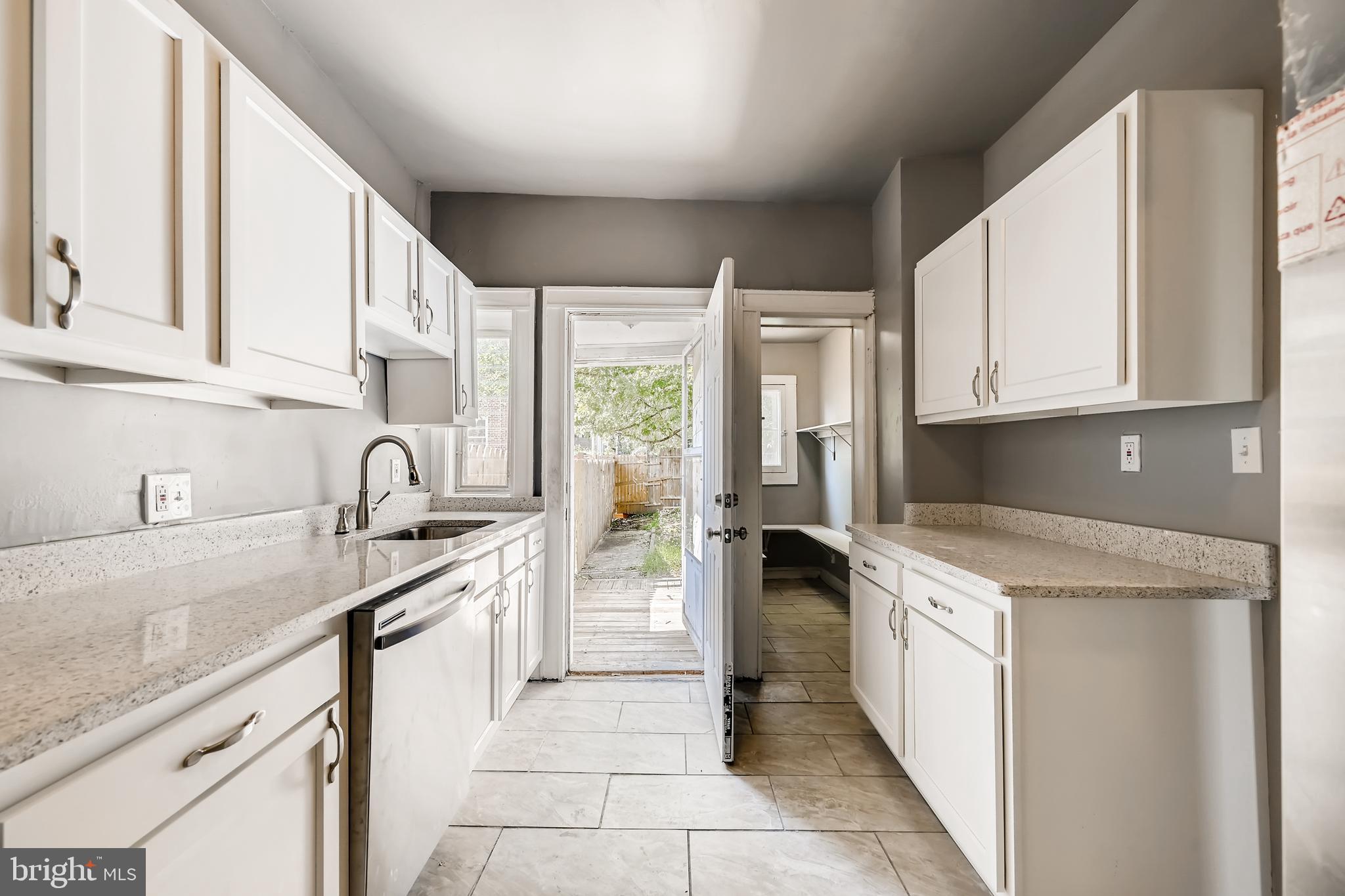 4408 Belair Road Baltimore, MD 21206 - Photo 8 of 28