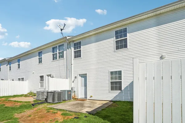 $287,000 | 4917 Laura Jeanne Boulevard, Unit 52, Murfreesboro, TN 37129