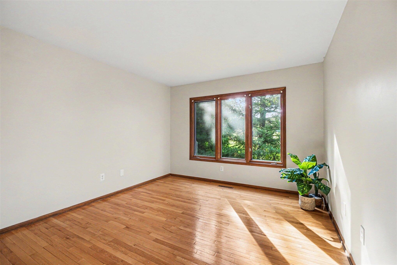 213 Raintree Circle, Unit 55 Kalamazoo, MI 49006 - Photo 16 of 32