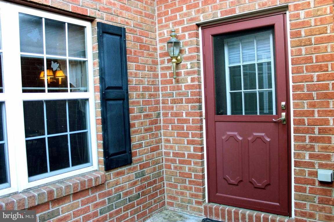 337 White Chapel Road Lancaster, PA 17603 - Photo 2 of 20 Gallery Image 2