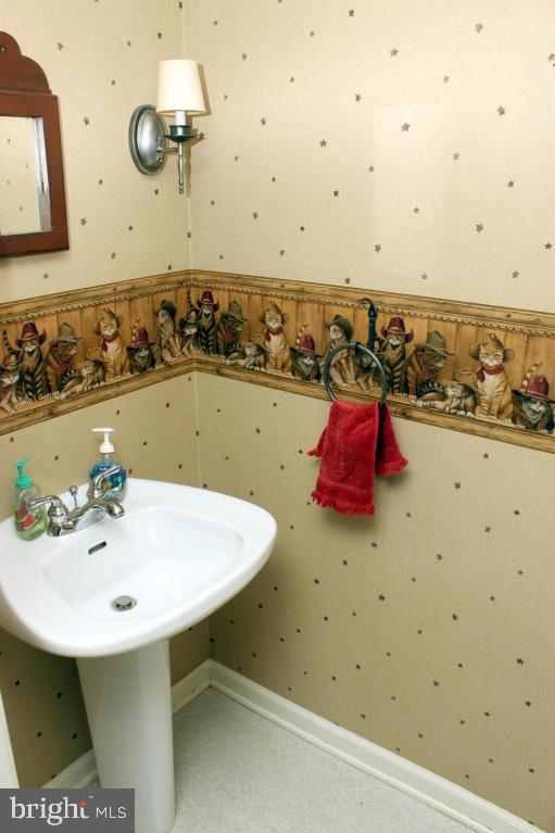 337 White Chapel Road Lancaster, PA 17603 - Photo 18 of 20 Gallery Image 18