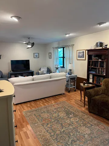 $214,900 | 144 Karanda Court, Royal Palm Beach, FL 33411