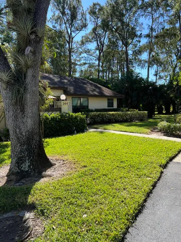$214,900 | 144 Karanda Court, Royal Palm Beach, FL 33411