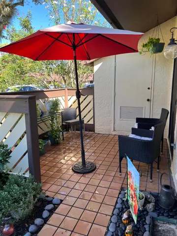 $214,900 | 144 Karanda Court, Royal Palm Beach, FL 33411