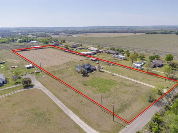 a view of a terrace with skyline