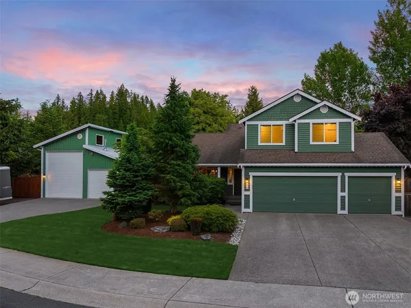 $1,198,000 | 4410 325th Avenue Northeast, Carnation, WA 98014
