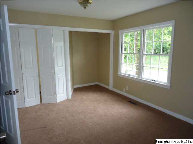 8216 Rugby Avenue Birmingham, AL 35206 - Photo 4 of 11