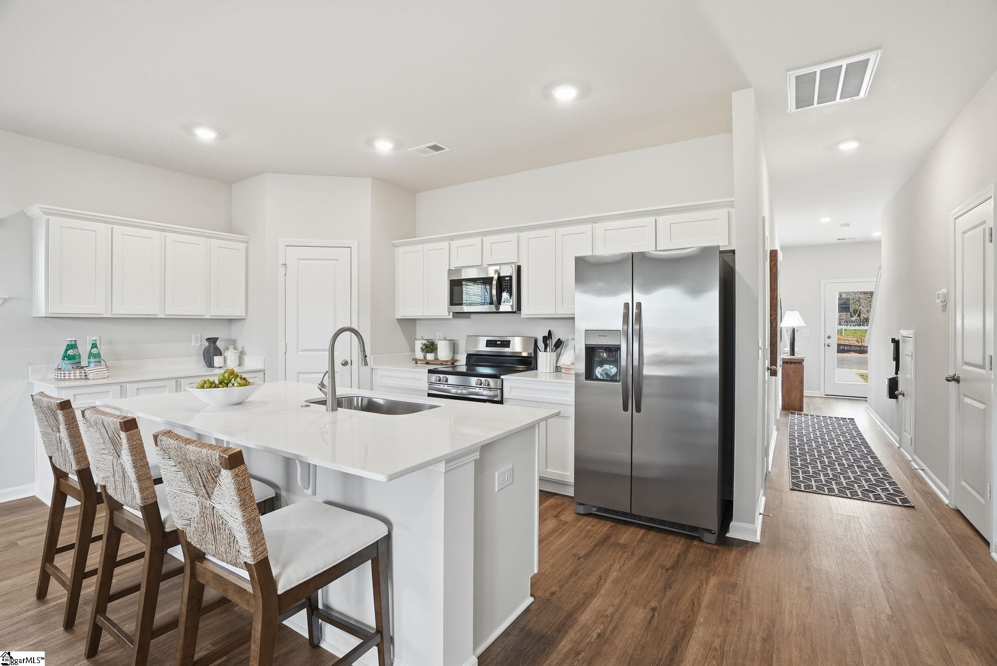309 Lilac Loop Greenwood, SC 29646 - Photo 9 of 32