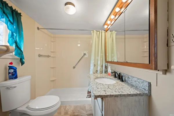 $325,000 | 8849 East 100 South, Marion, IN 46953