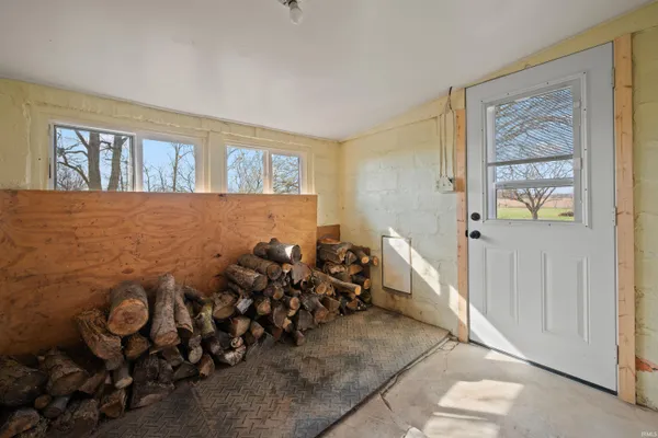 $325,000 | 8849 East 100 South, Marion, IN 46953