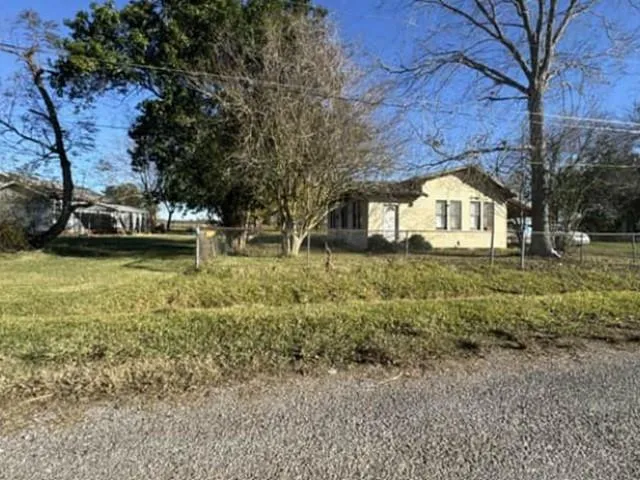 $54,100 | 279 Philip Gremillion Lane, Cottonport, LA 71327