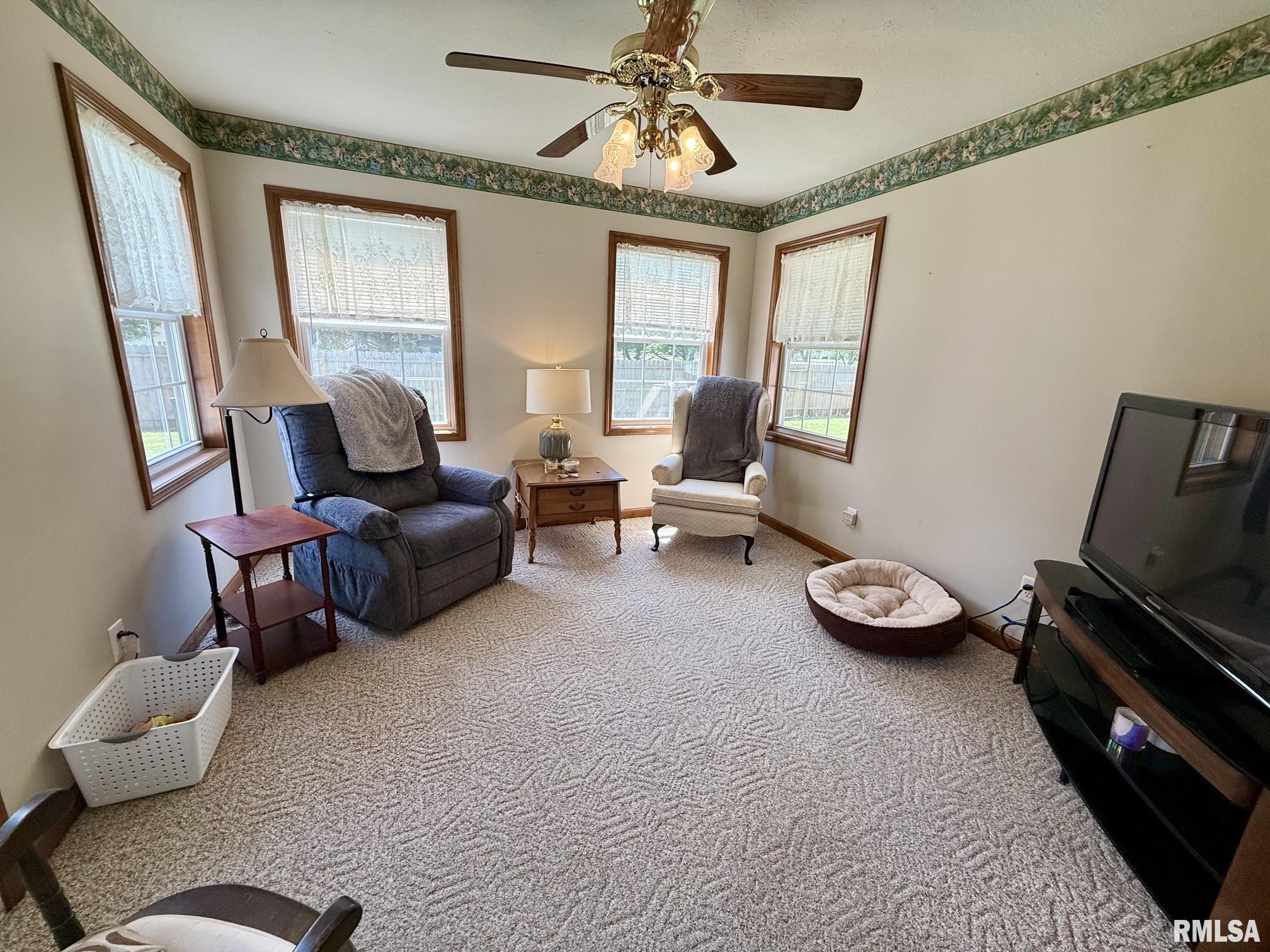 604 North Main Street Athens, IL 62613 - Photo 16 of 31 Gallery Image 16