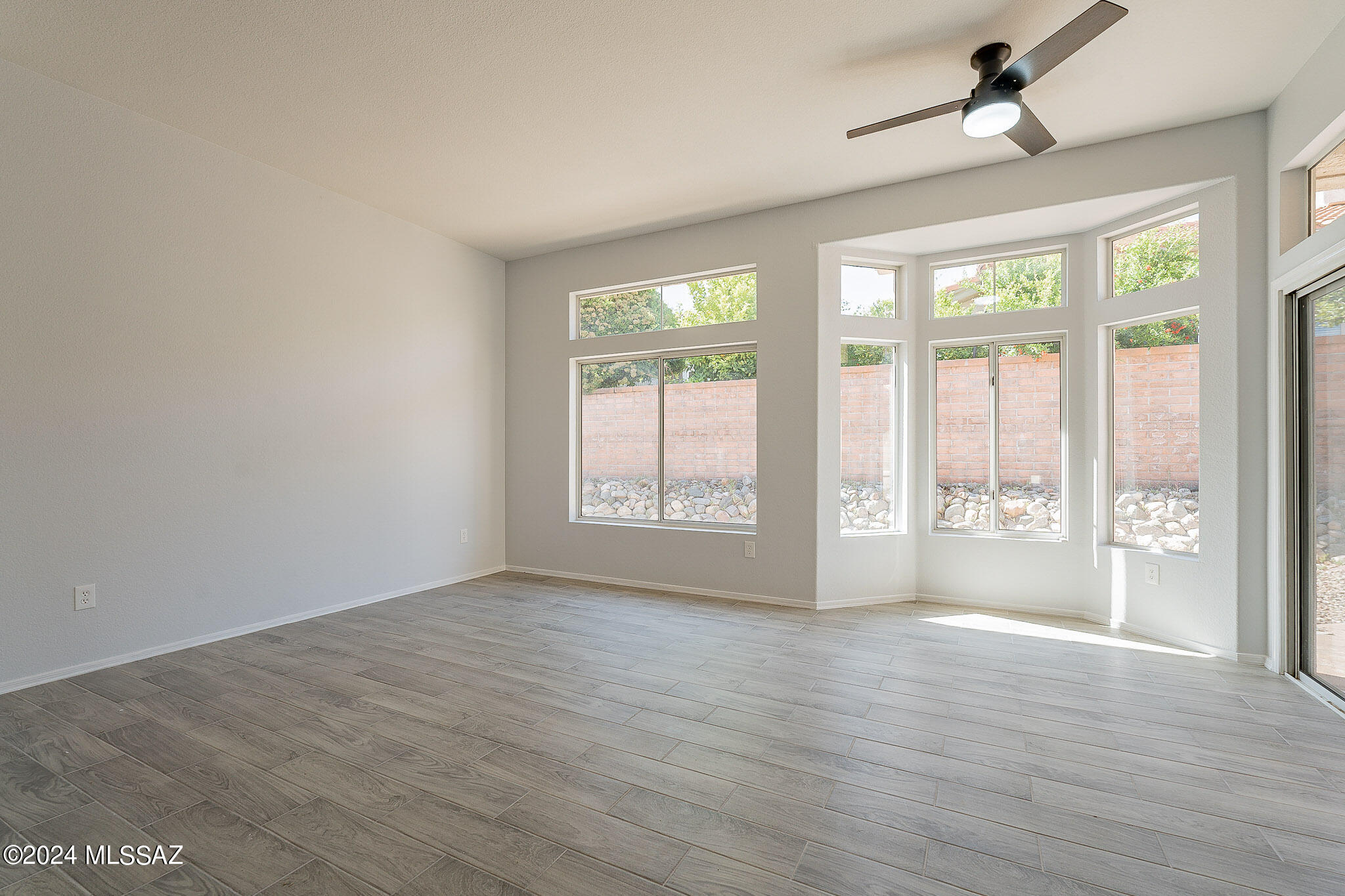 1795 East Lone Rider Way Oro Valley, AZ 85755 - Photo 19 of 34