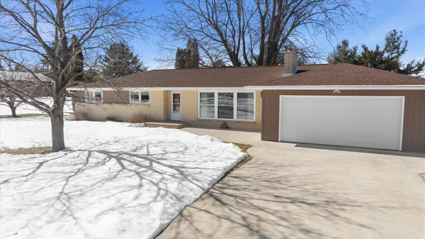 $385,000 | 3327 County Rd C, Oconto Falls, WI 54154