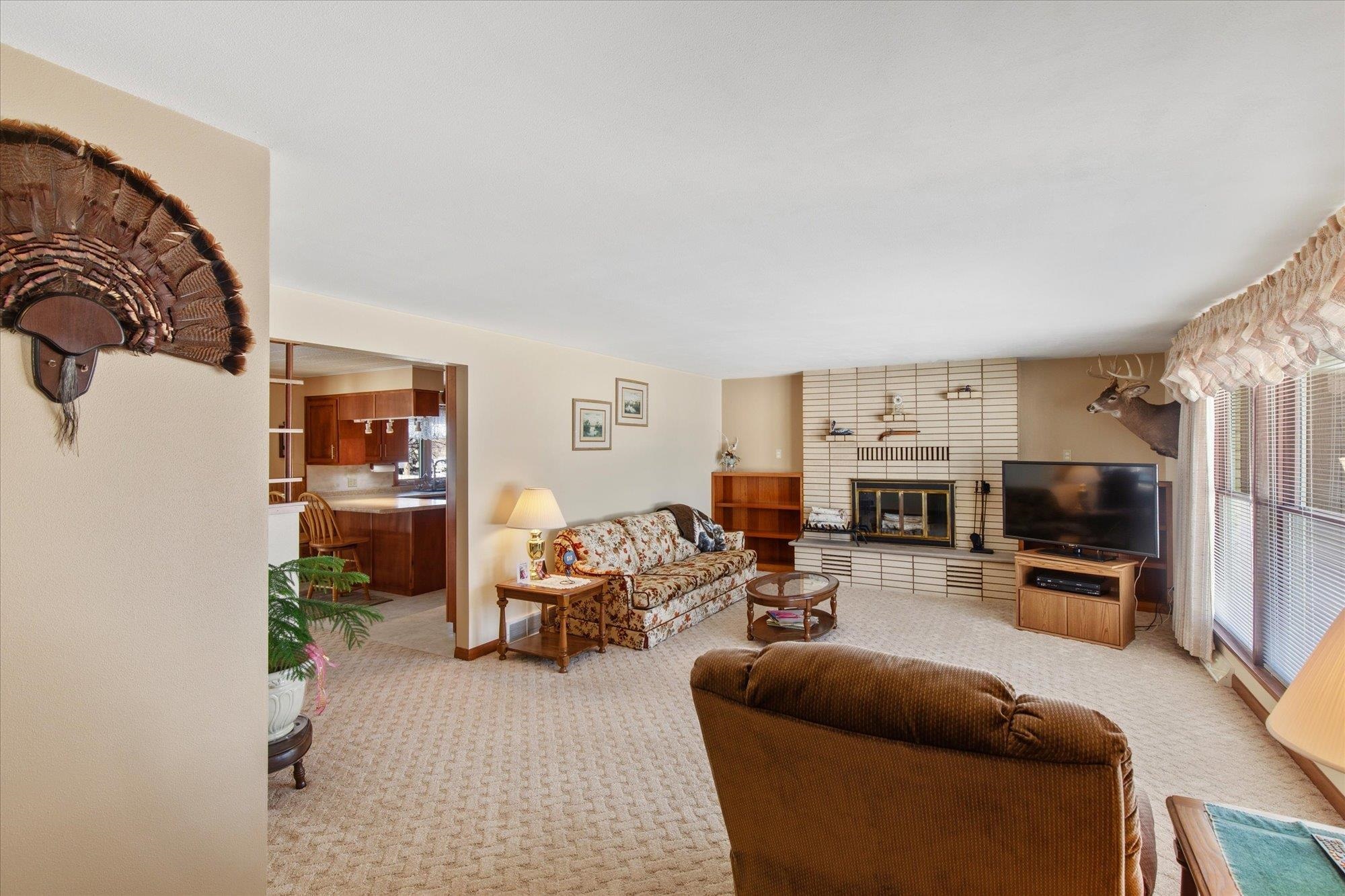 3327 County Rd C Oconto Falls, WI 54154 - Photo 5 of 36