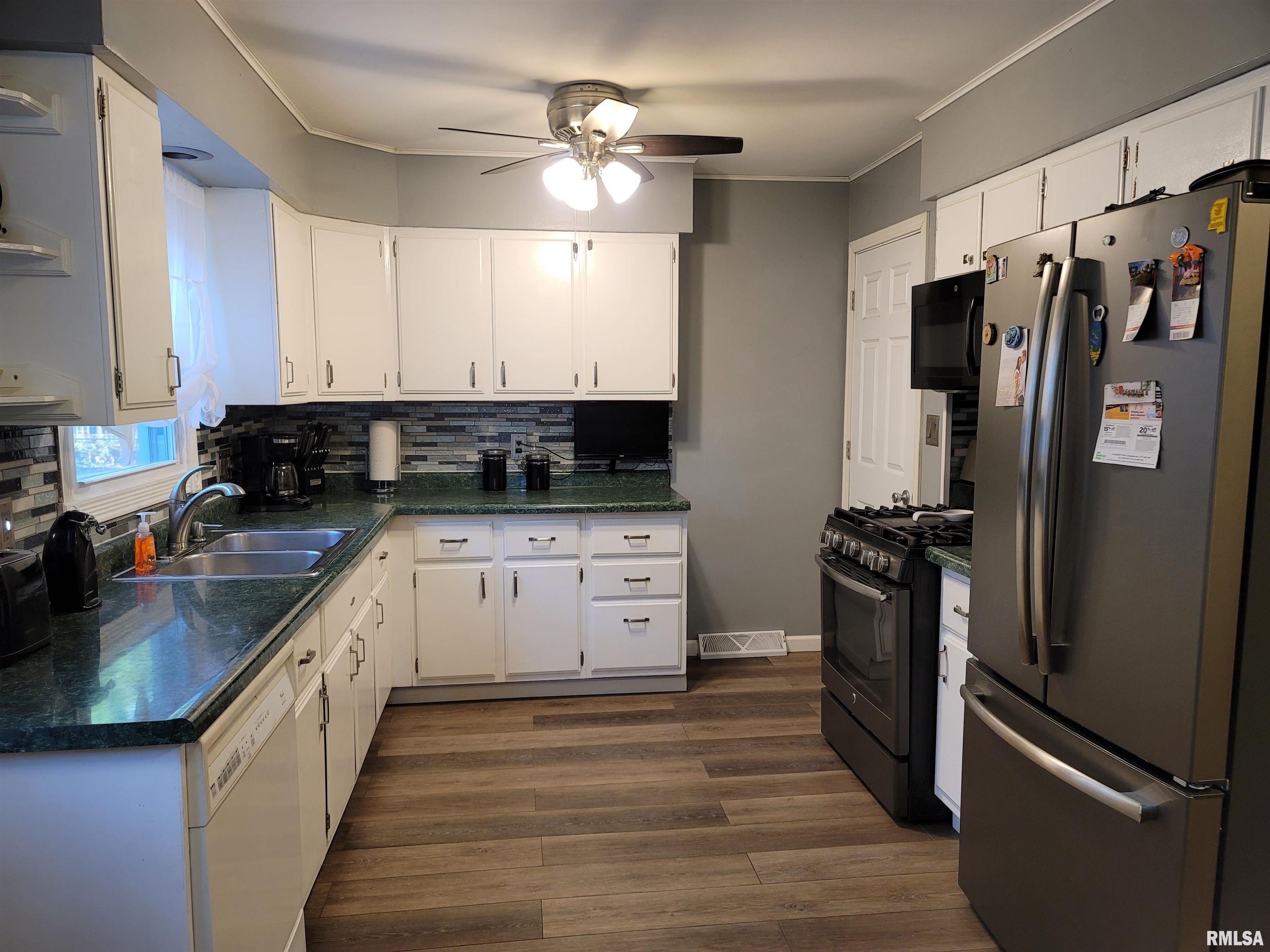 2532 Selkirk Road Springfield, IL 62702 - Photo 13 of 50
