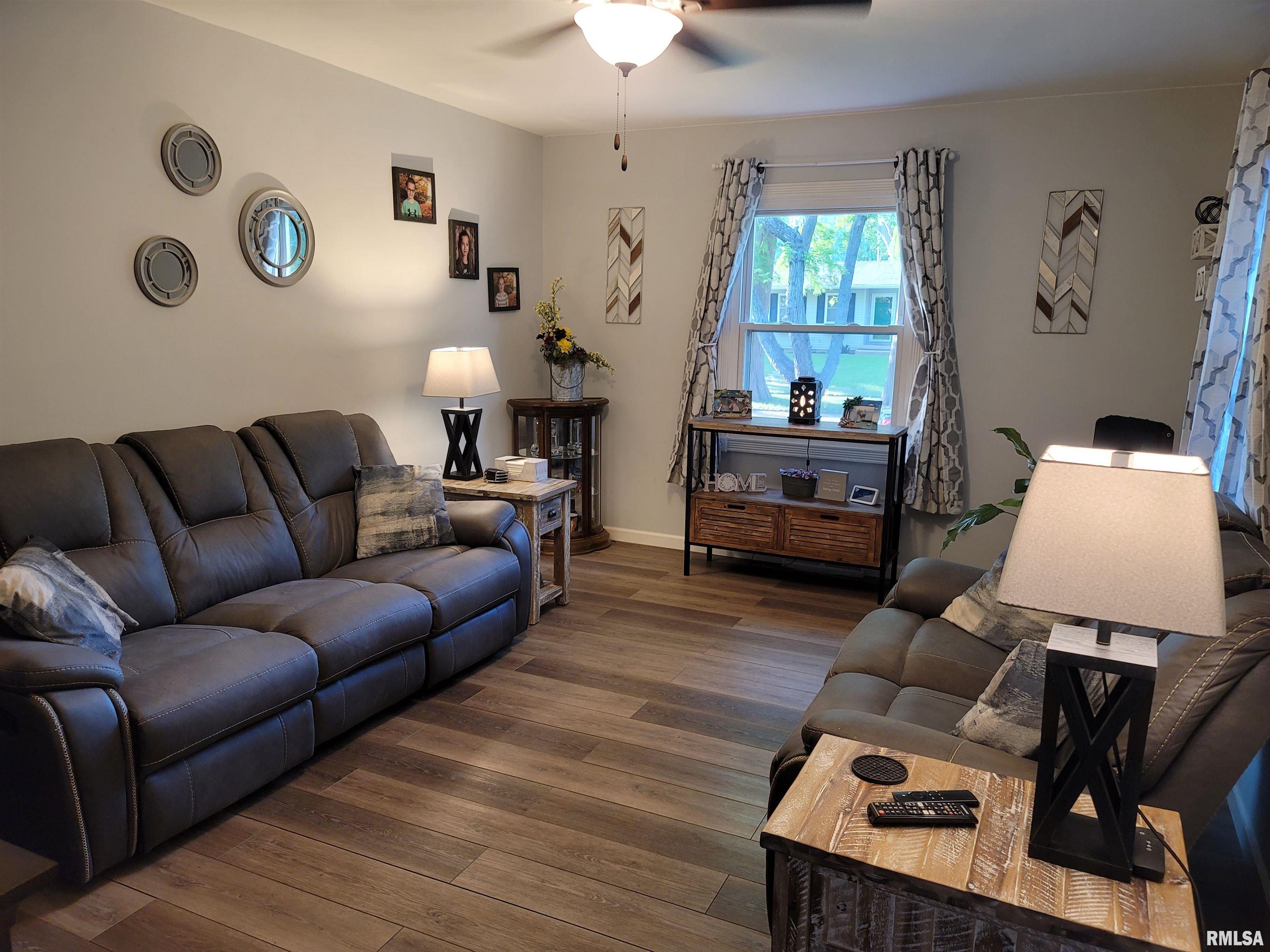 2532 Selkirk Road Springfield, IL 62702 - Photo 8 of 50
