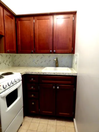$950 | 2960 Remington Street, Unit 8, Jacksonville, FL 32205