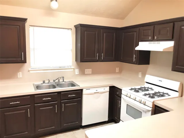 $1,700 | 22811 West Fairfax Village Circle, Spring, TX 77373