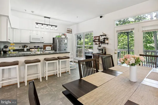 $3,000 | 200 Twelve Oaks Drive, Gaithersburg, MD 20878