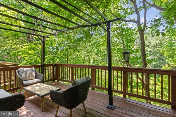 $3,000 | 200 Twelve Oaks Drive, Gaithersburg, MD 20878