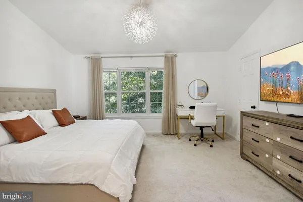 $3,000 | 200 Twelve Oaks Drive, Gaithersburg, MD 20878