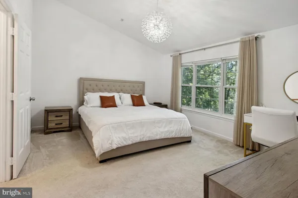 $3,000 | 200 Twelve Oaks Drive, Gaithersburg, MD 20878