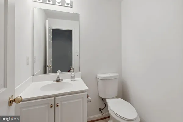 $3,000 | 200 Twelve Oaks Drive, Gaithersburg, MD 20878