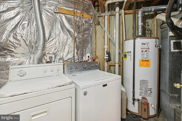 $3,000 | 200 Twelve Oaks Drive, Gaithersburg, MD 20878