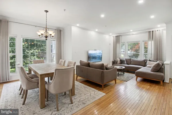 $3,000 | 200 Twelve Oaks Drive, Gaithersburg, MD 20878