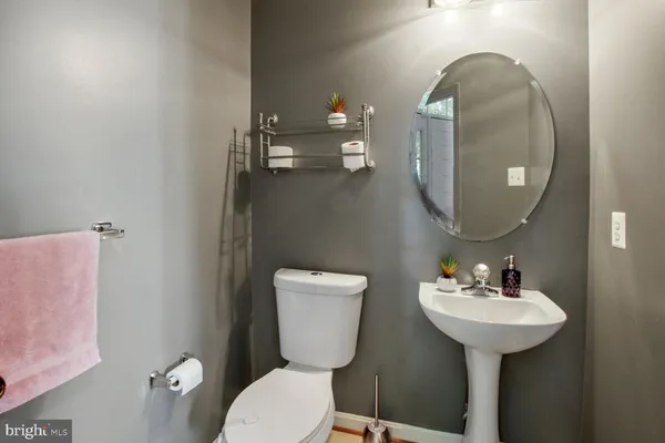 $3,000 | 200 Twelve Oaks Drive, Gaithersburg, MD 20878