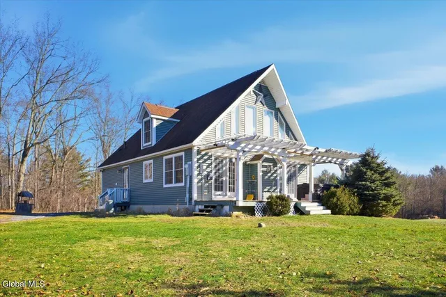 $389,000 | 174 County Rte 76, Stillwater, NY 12170