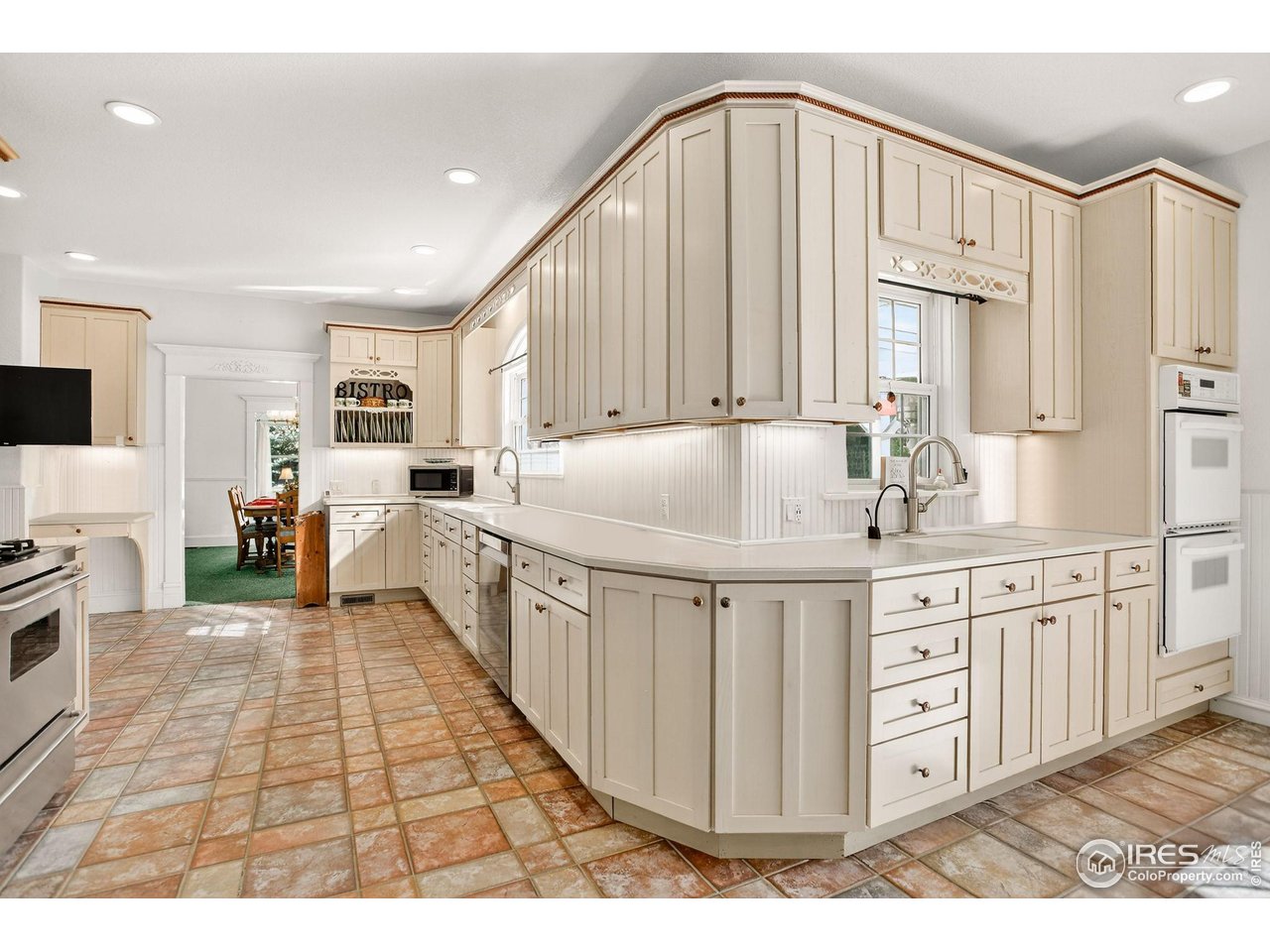 9224 Baseline Road Lafayette, CO 80026 - Photo 11 of 49 Gallery Image 11
