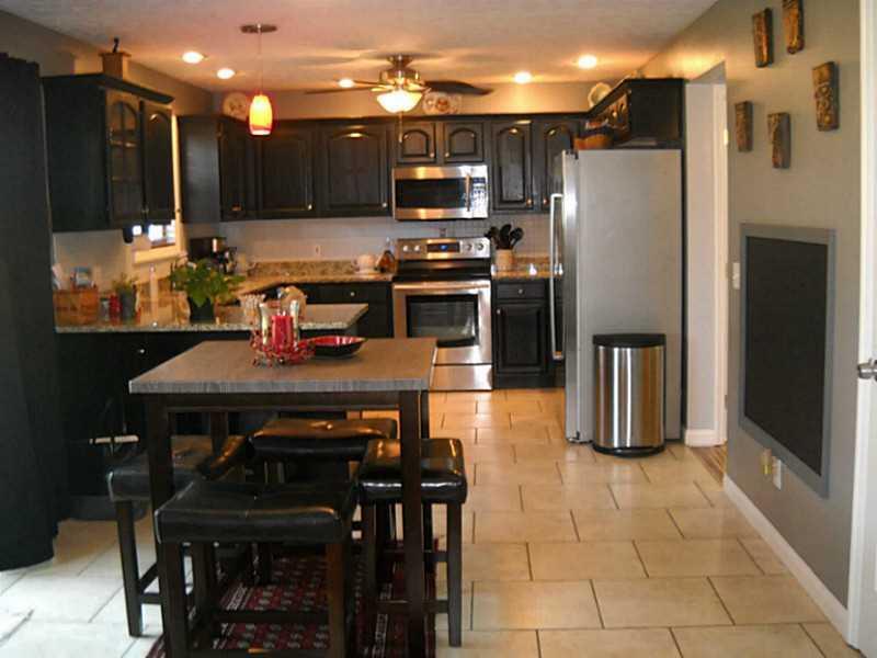 1261 Kingsgate Road Springfield, OH 45503 - Photo 5 of 25