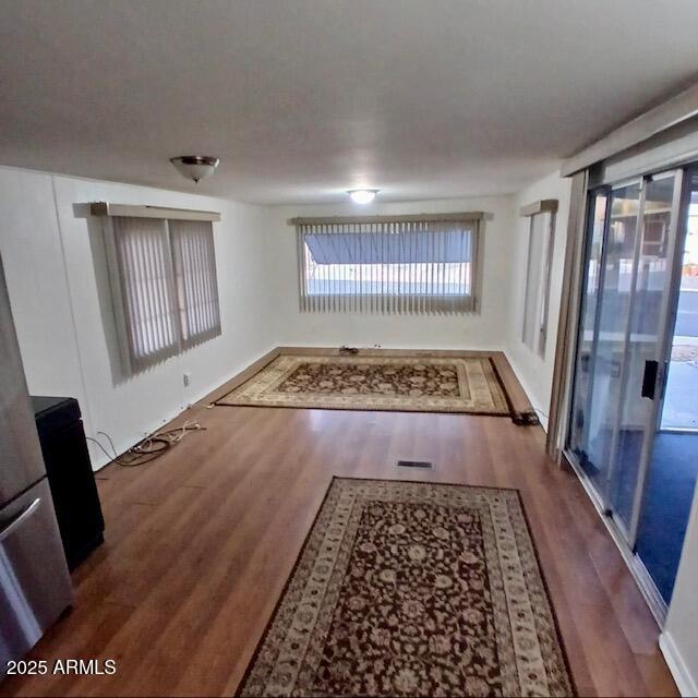 303 South Recker Road, Unit 74 Mesa, AZ 85206 - Photo 3 of 16 Living room-front of house