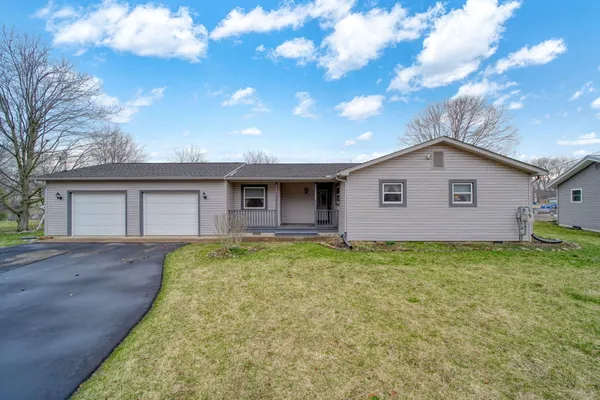 $675,000 | 228 Oak Grove Drive, Brooklyn, MI 49230