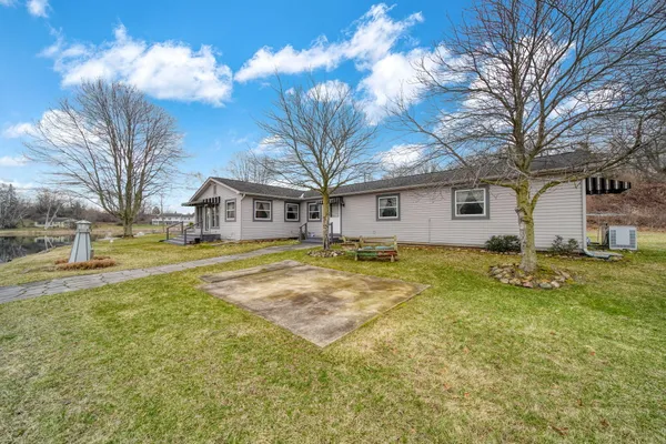 $675,000 | 228 Oak Grove Drive, Brooklyn, MI 49230