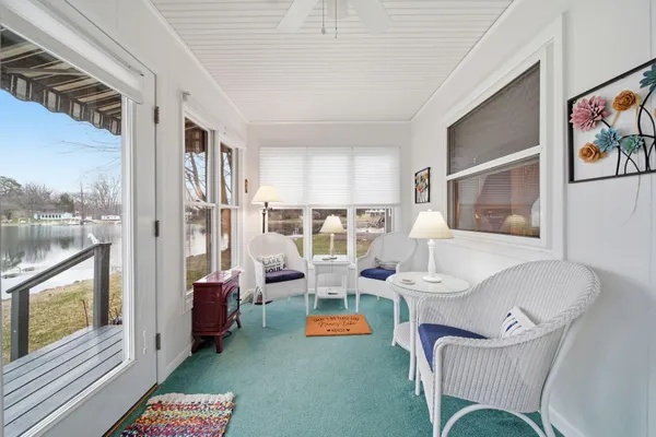 $699,900 | 228 Oak Grove Drive, Brooklyn, MI 49230