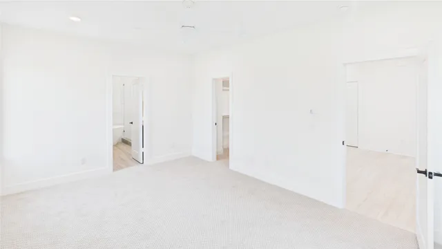 $2,750 | 9606 Valencia Drive, Houston, TX 77075