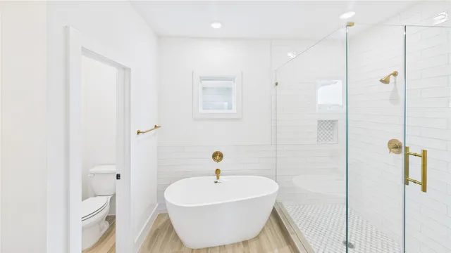 $2,750 | 9606 Valencia Drive, Houston, TX 77075