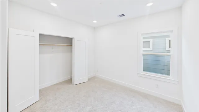 $2,750 | 9606 Valencia Drive, Houston, TX 77075