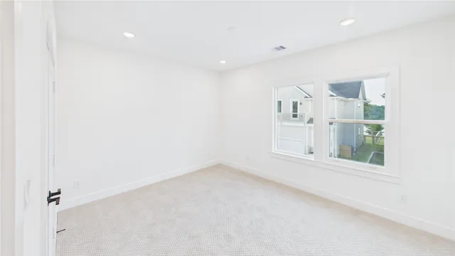 $2,750 | 9606 Valencia Drive, Houston, TX 77075