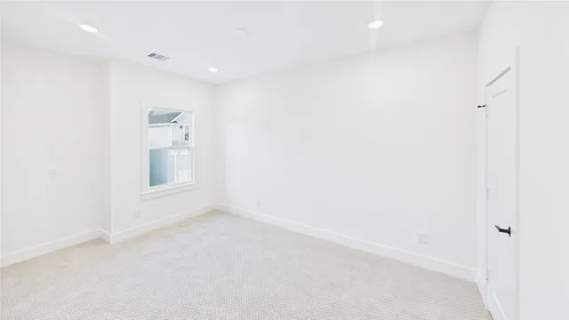 $2,750 | 9606 Valencia Drive, Houston, TX 77075