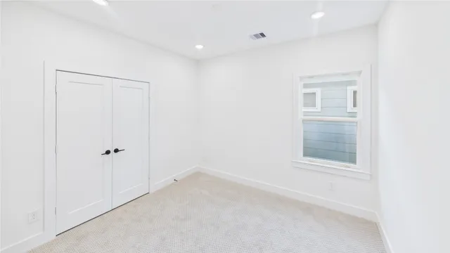 $2,750 | 9606 Valencia Drive, Houston, TX 77075