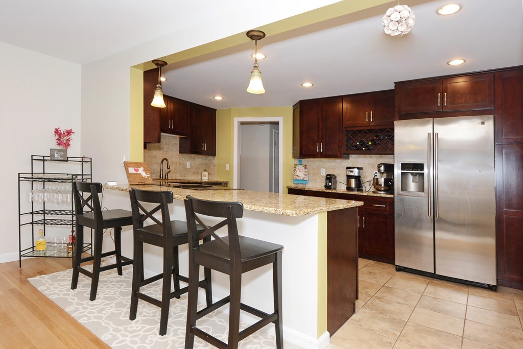 10 Robinson Road Beverly, MA 01915 - Photo 8 of 17