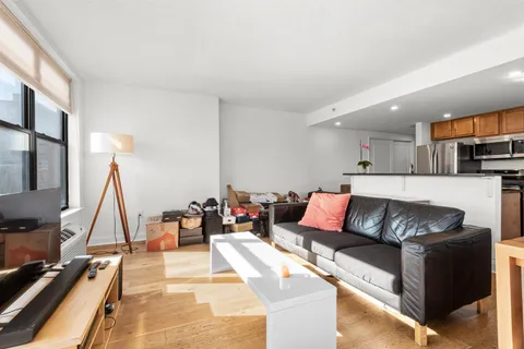 $3,800 | 4301 Park Avenue, Unit 4A, Union City, NJ 07087