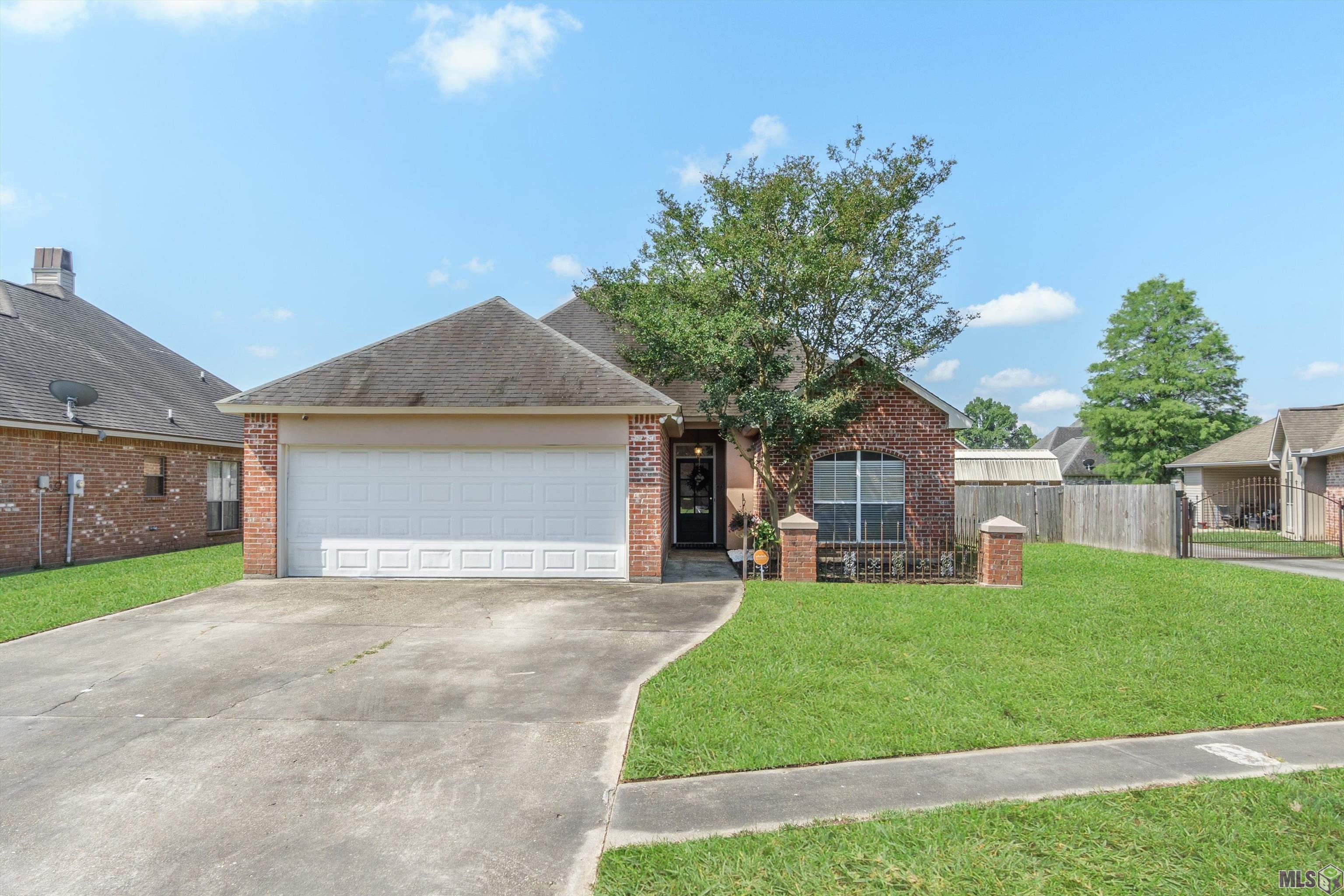 9306 Rue De Benoit Denham Springs, LA 70706 - Photo 1 of 15 Gallery Image 1