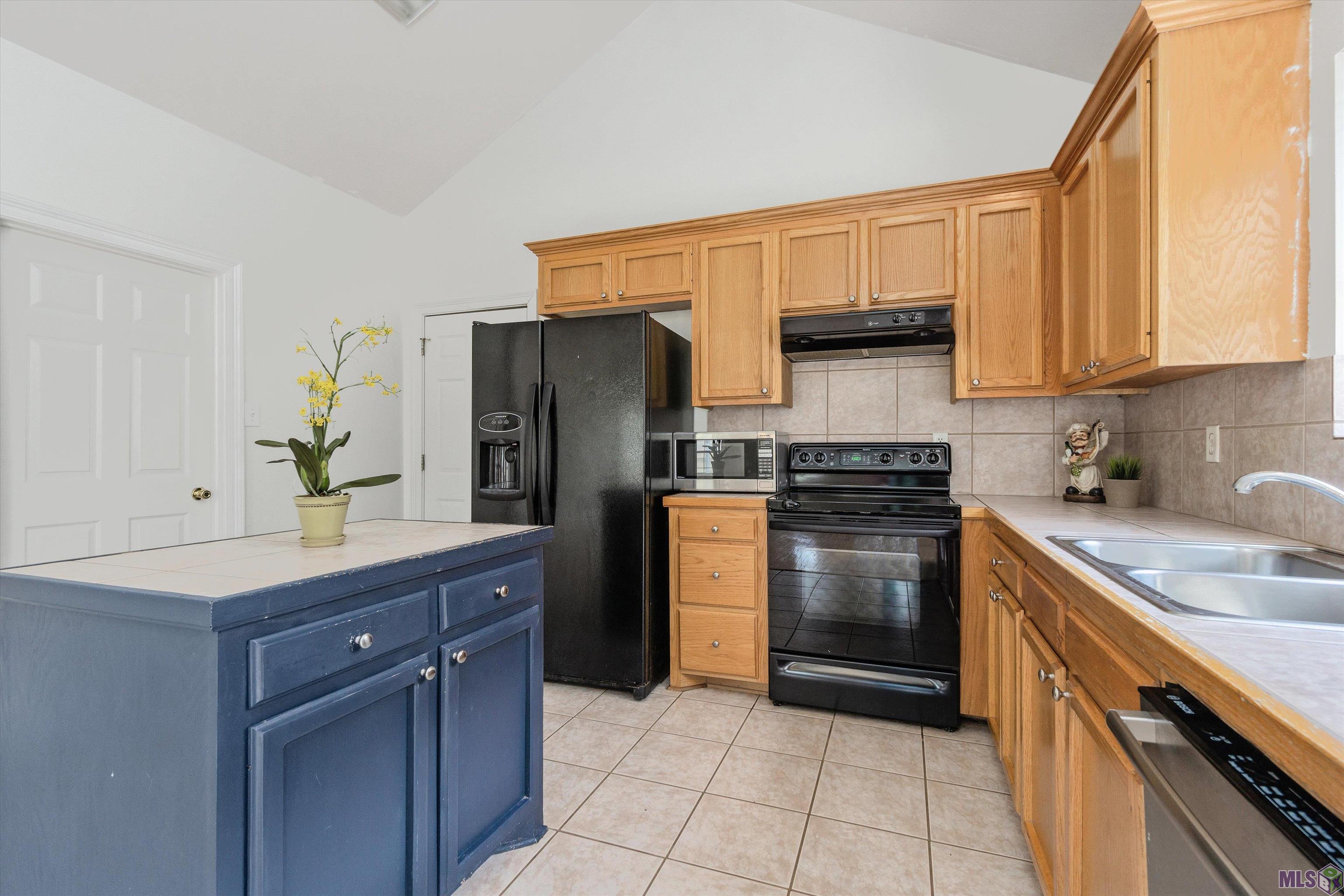 9306 Rue De Benoit Denham Springs, LA 70706 - Photo 6 of 15 Gallery Image 6