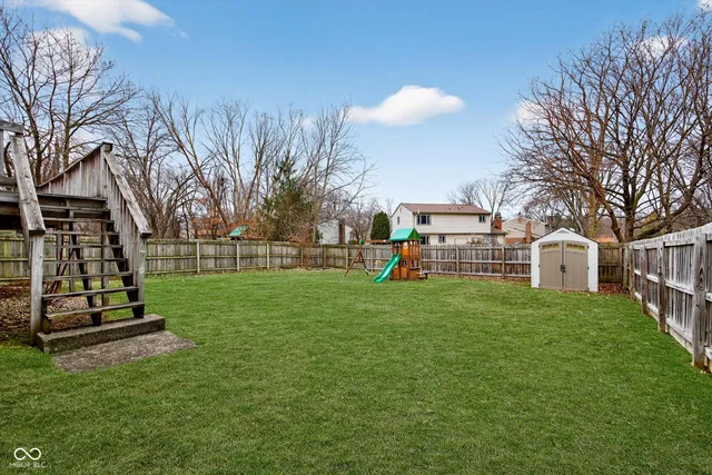 $285,000 | 11495 Crestview Drive, Fishers, IN 46038